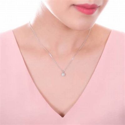 Vòng Cổ và Phong Cách Cá Nhân